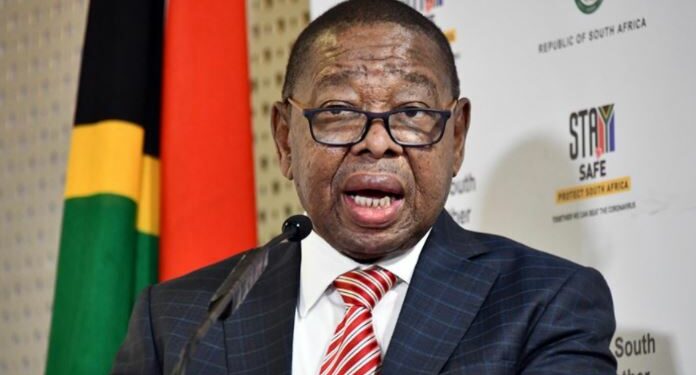 LOCKDOWN Level 2 – First-year students to return to university