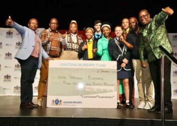 Gauteng’s Big Gift: R560 Million to Help 4,000+ Students Shine in School!