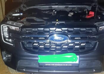 Metro police recovers stolen vehicle as driver flees on foot