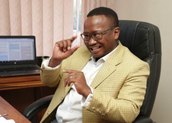 Student Living publisher & 9 SA independent community publications to jet off to USA