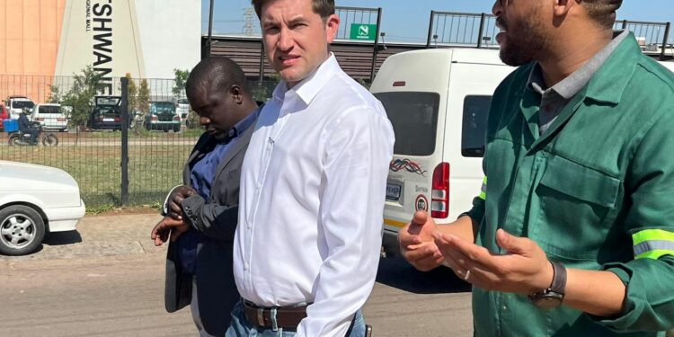 Tshwane Mayor Checks Service Delivery in Mamelodi