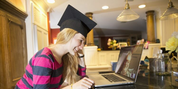 virtual graduation ceremony – 11 000 qualifications  awarded
