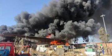 Scrapyard Fire Destroys Cars in Booysens