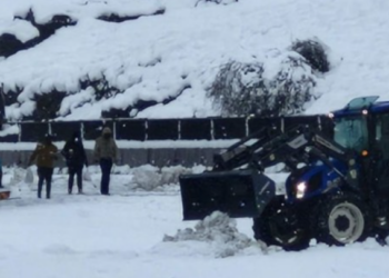 AUTHORITIES CLEARS MORE THAN 1800 VEHICLES TRAPPED BY HEAVY SNOWFALL ON N3