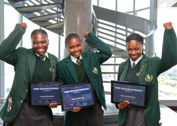 Academic Excellence earns Glen High School Trio Bursaries