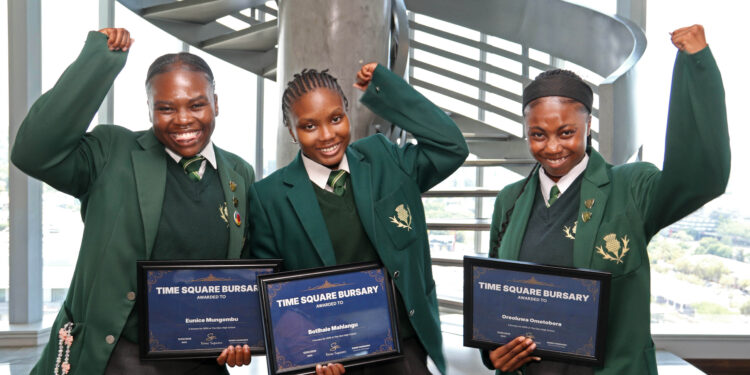 Academic Excellence earns Glen High School Trio Bursaries